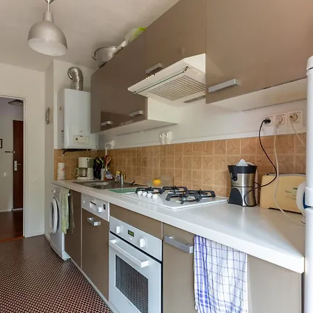 T2 Lumineux Avec Balcon à Arcachon, Proche Plage, Parking, Wifi Et Commerces - Fr-1-319-352 Apartamento