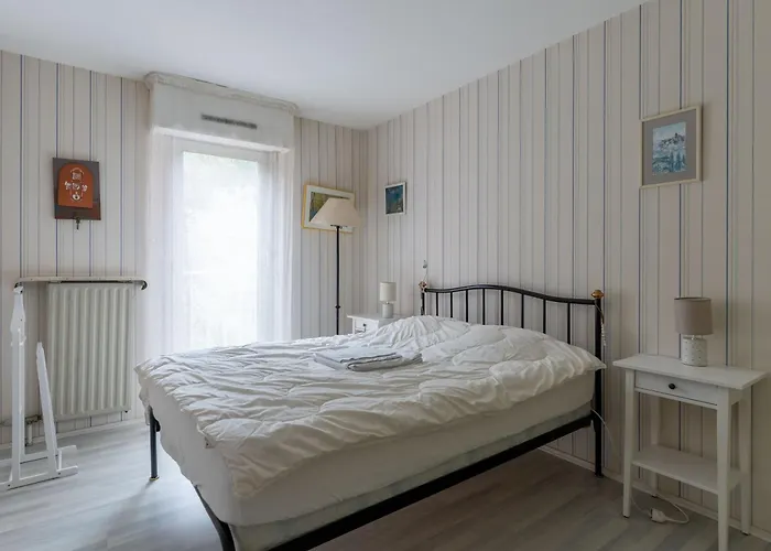 T2 Lumineux Avec Balcon à Arcachon, Proche Plage, Parking, Wifi Et Commerces - Fr-1-319-352 *