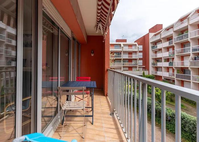 T2 Lumineux Avec Balcon à Arcachon, Proche Plage, Parking, Wifi Et Commerces - Fr-1-319-352